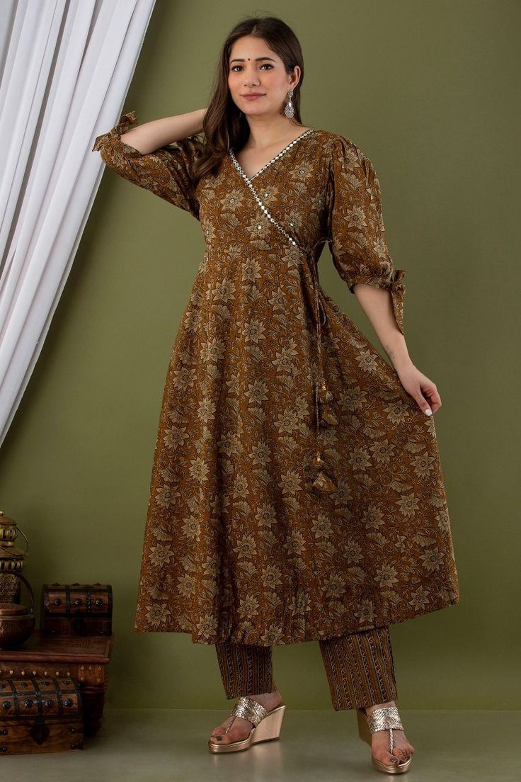 What is the Traditional Kurta Set?